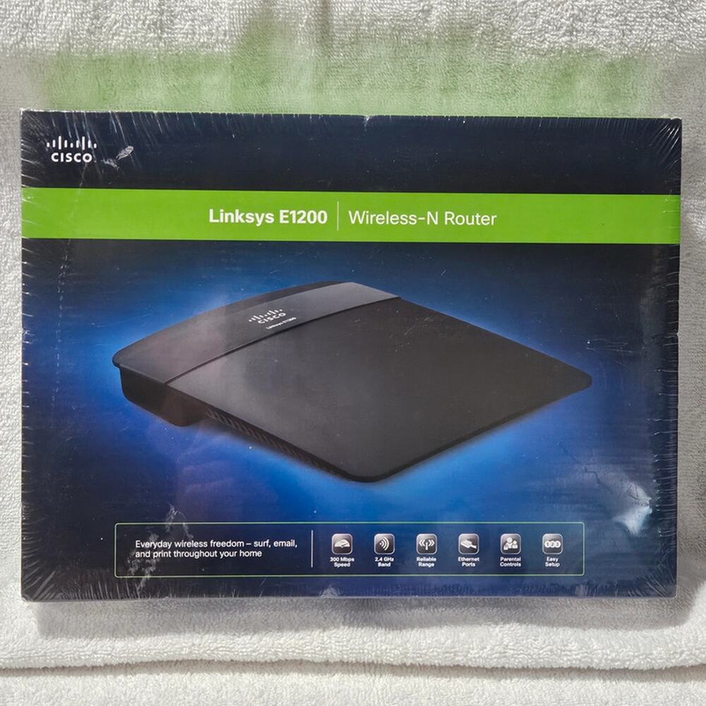 NEW Sealed Cisco Linksys E1200 Wireless-N WiFi Router 300 Mbps